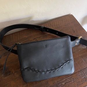 Frye leather belt purse NWT dx